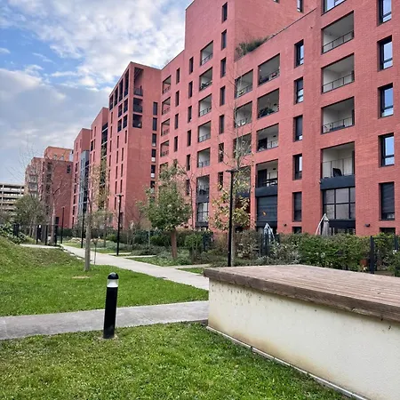- Cartoucherie 402 Appartement